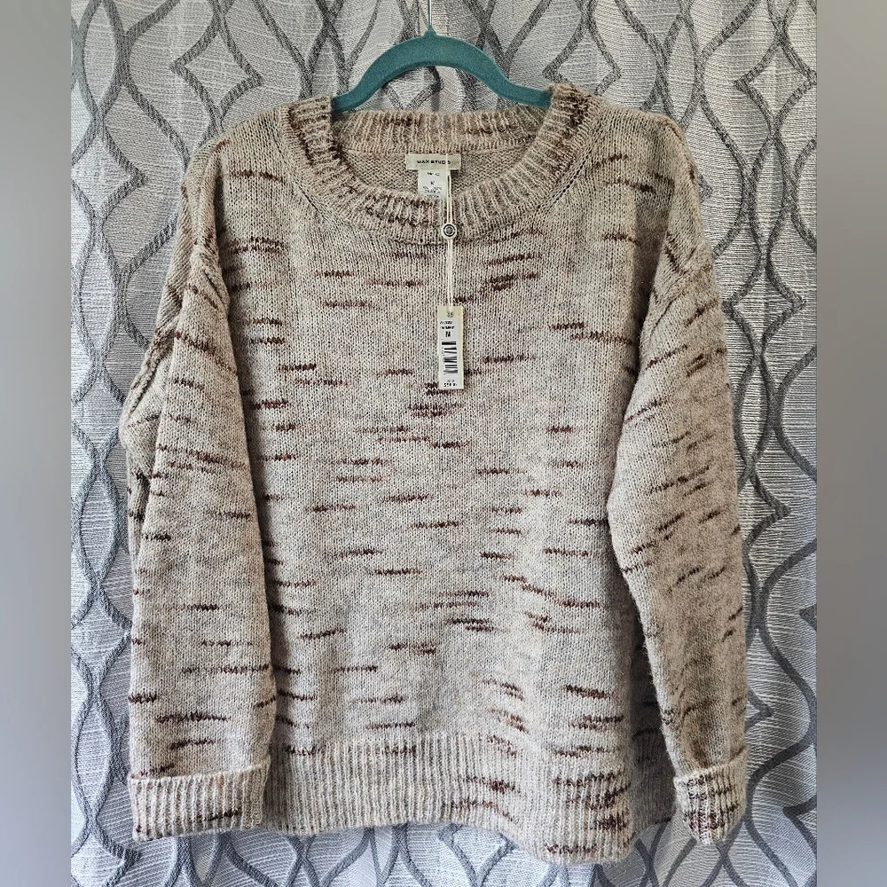 Women's Max Studio Sweater NWT Size Medium - Picture 4 of 5